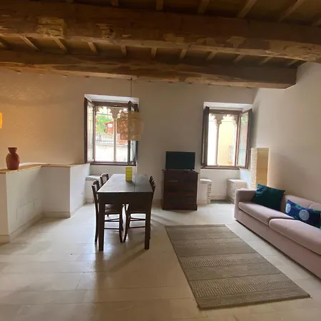 Sotto Le Bifore Appartamento